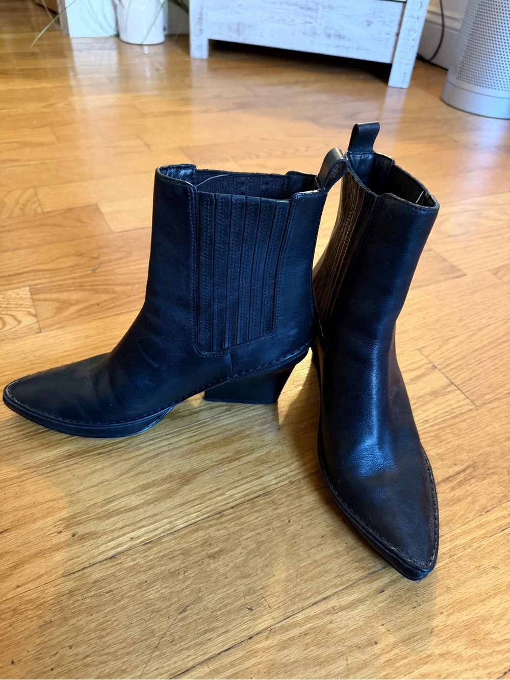 Tory Burch Black Pointed-Toe Chelsea Booties
